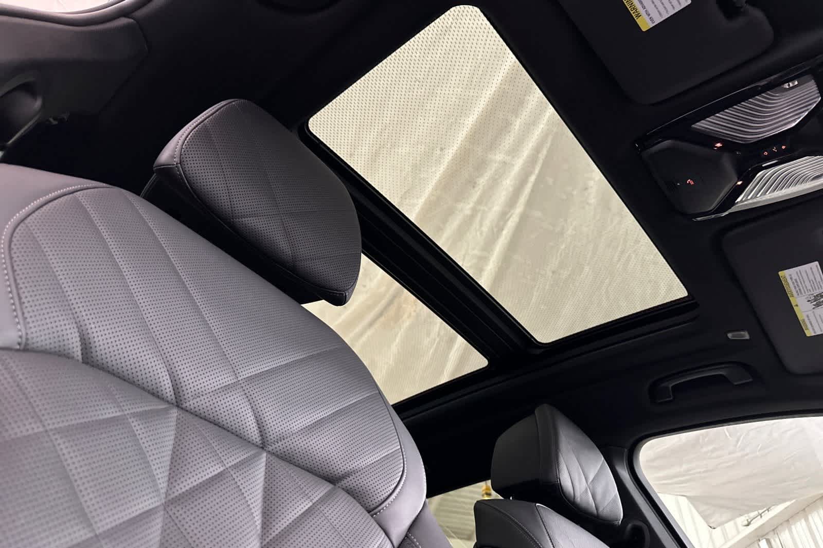 Thumbnail: 2023 BMW X5 - 17