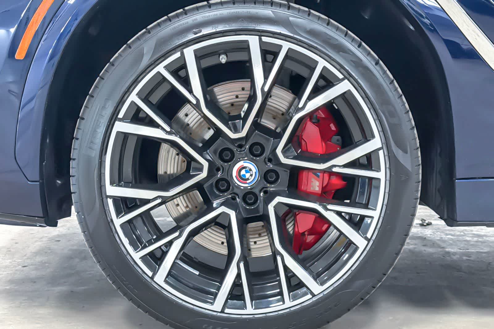 Thumbnail: 2023 BMW X6 - 27