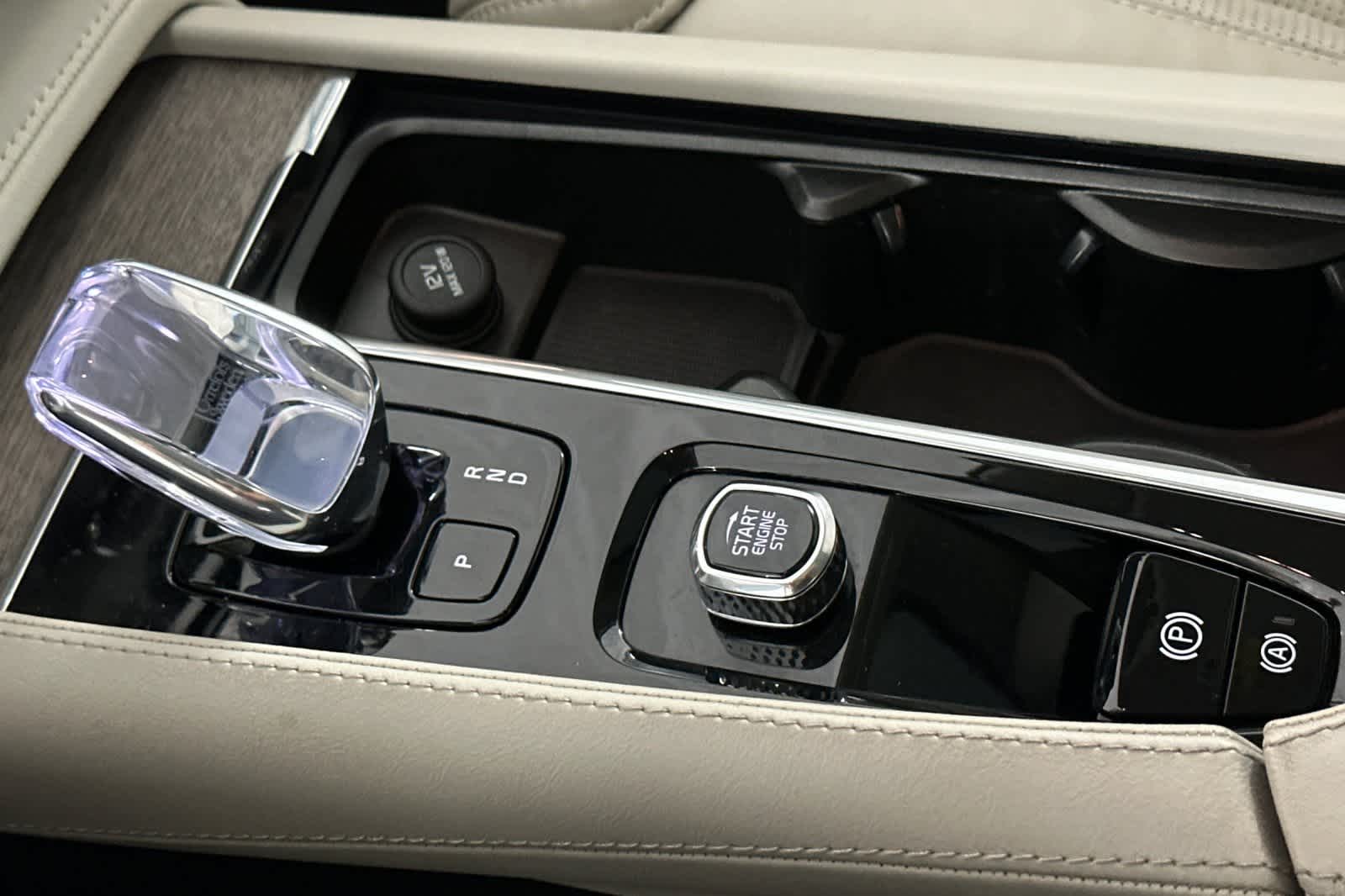 Thumbnail: 2023 Volvo XC90 - 22