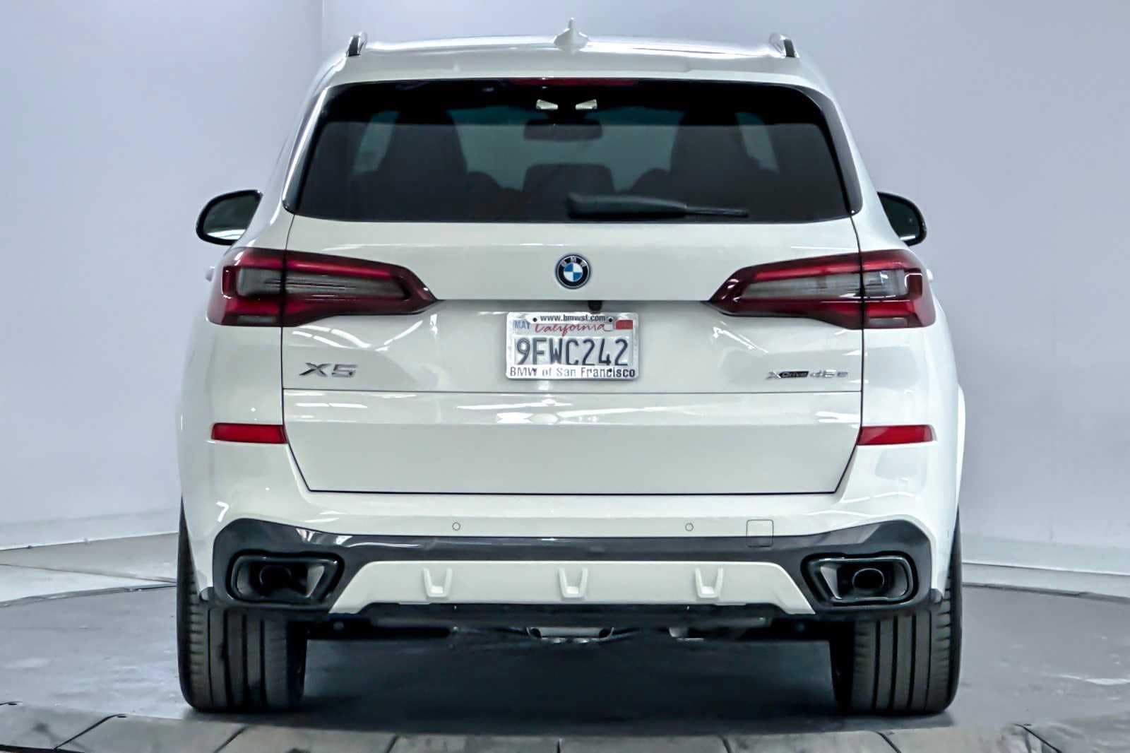 Thumbnail: 2023 BMW X5 - 7