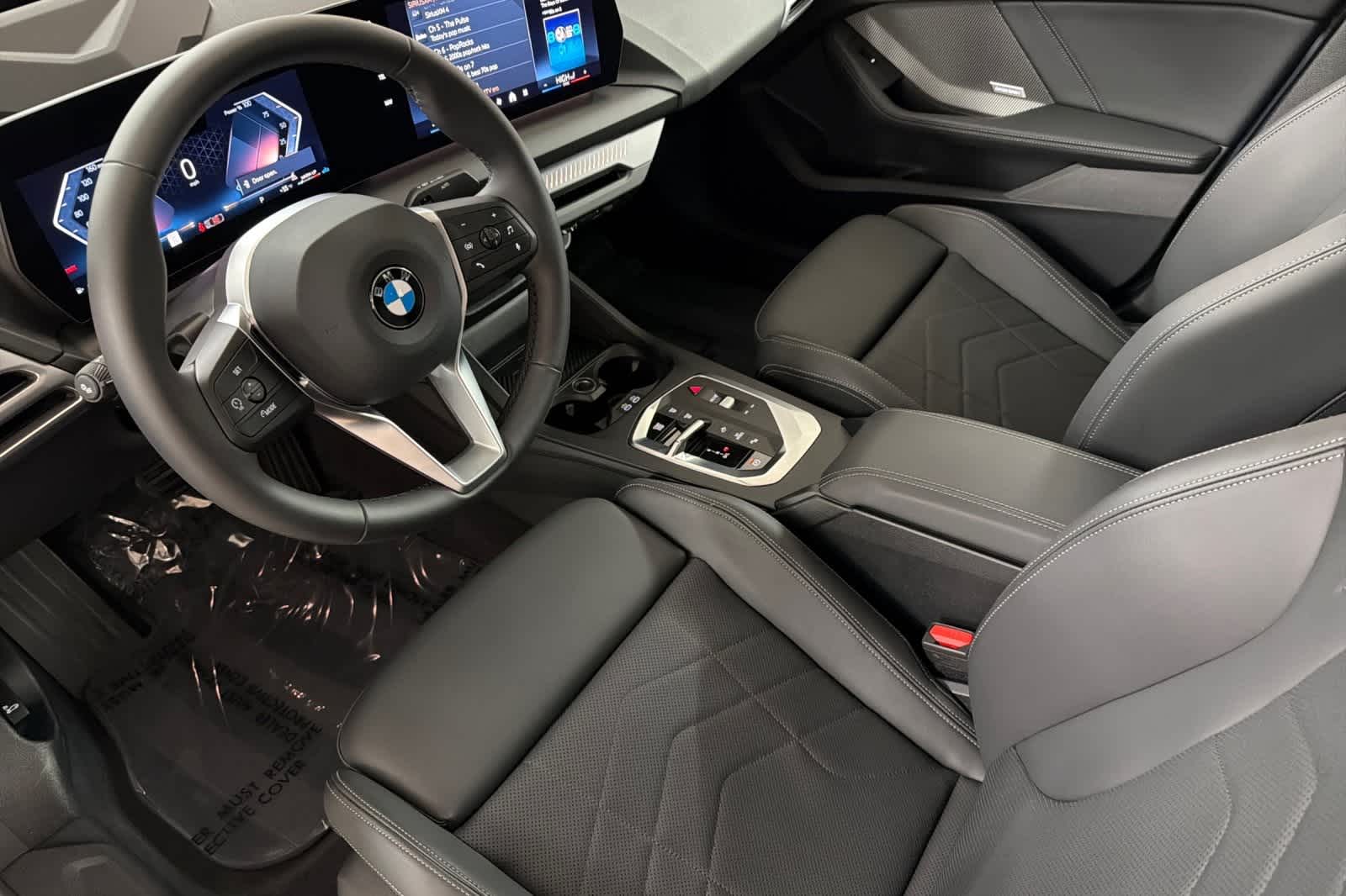 Thumbnail: 2025 BMW 2 Series - 11