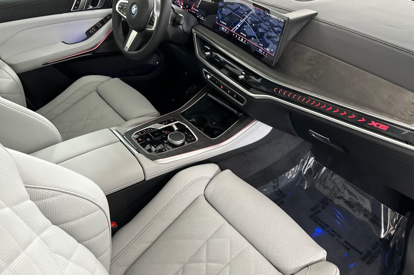 Thumbnail: 2026 BMW X5 - 16