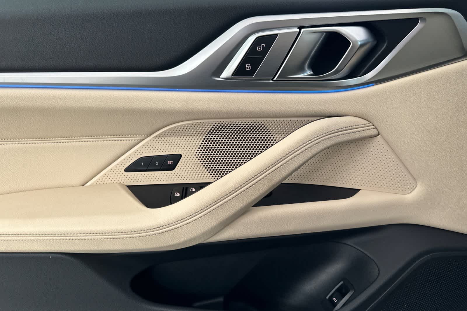 Thumbnail: 2023 BMW i4 - 12