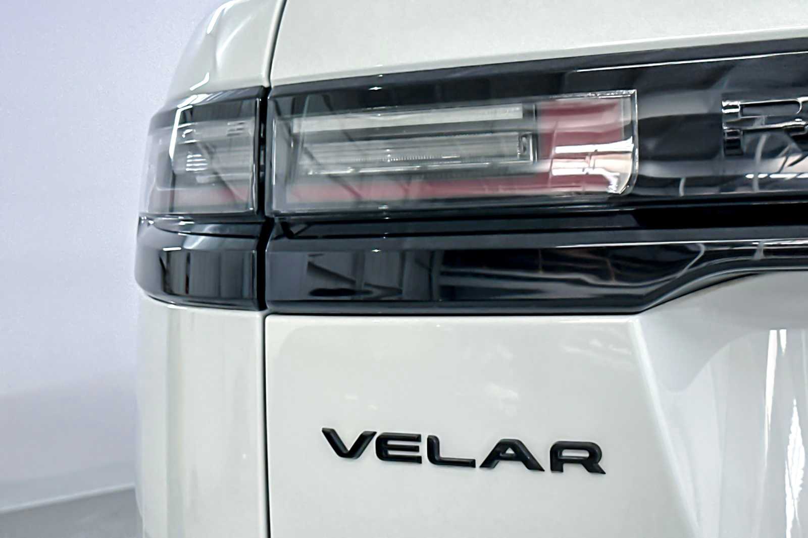 Thumbnail: 2025 Land Rover Range Rover Velar - 28