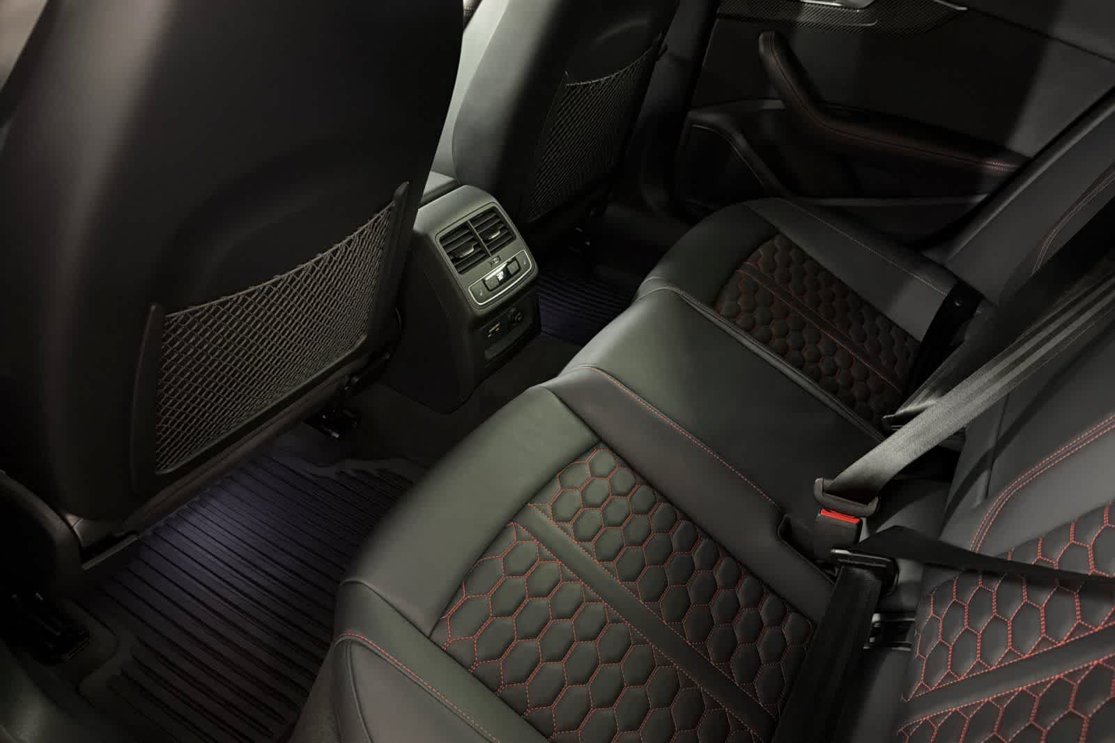 Thumbnail: 2022 Audi RS 5 - 4