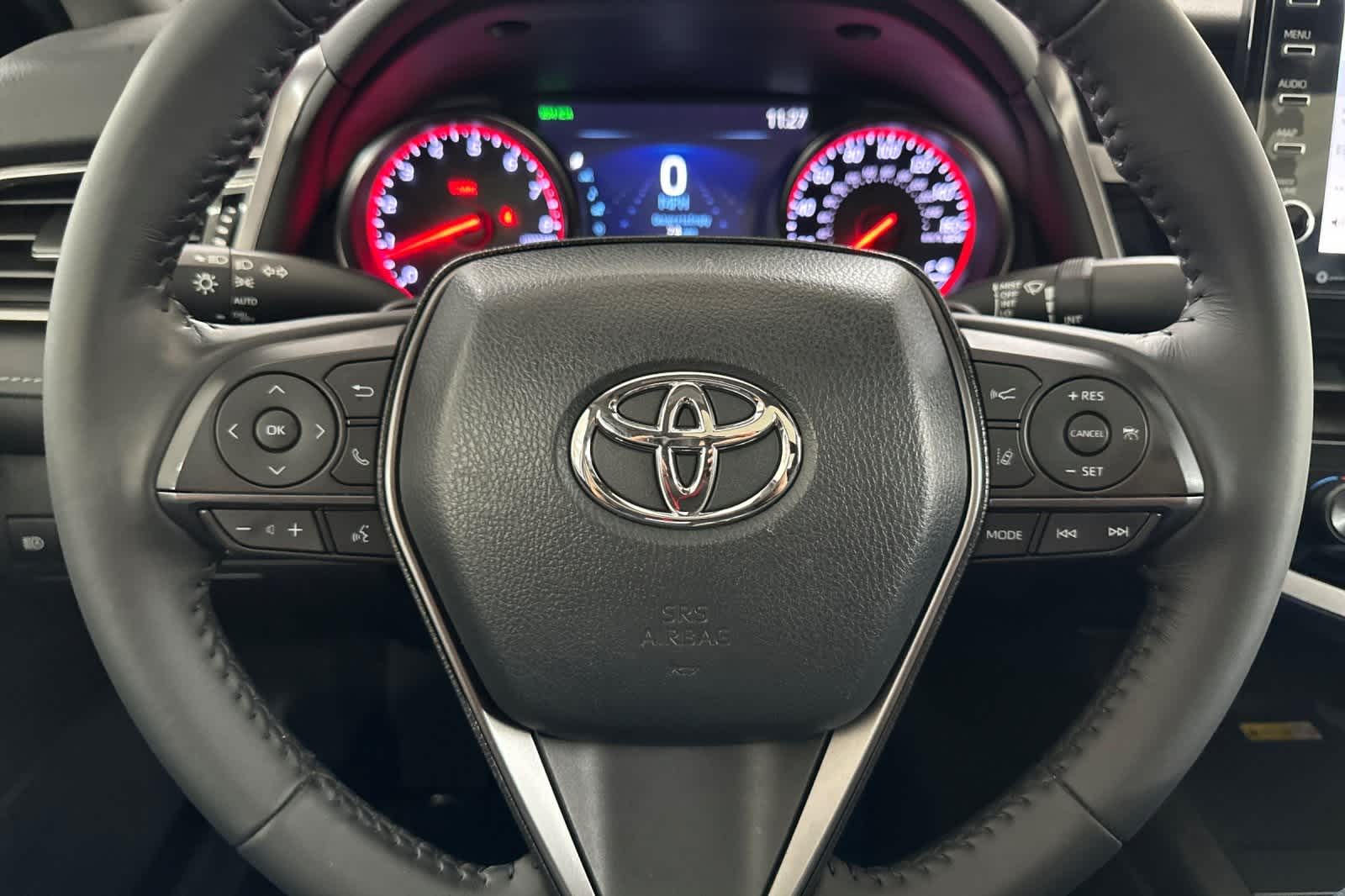 Thumbnail: 2022 Toyota Camry - 22