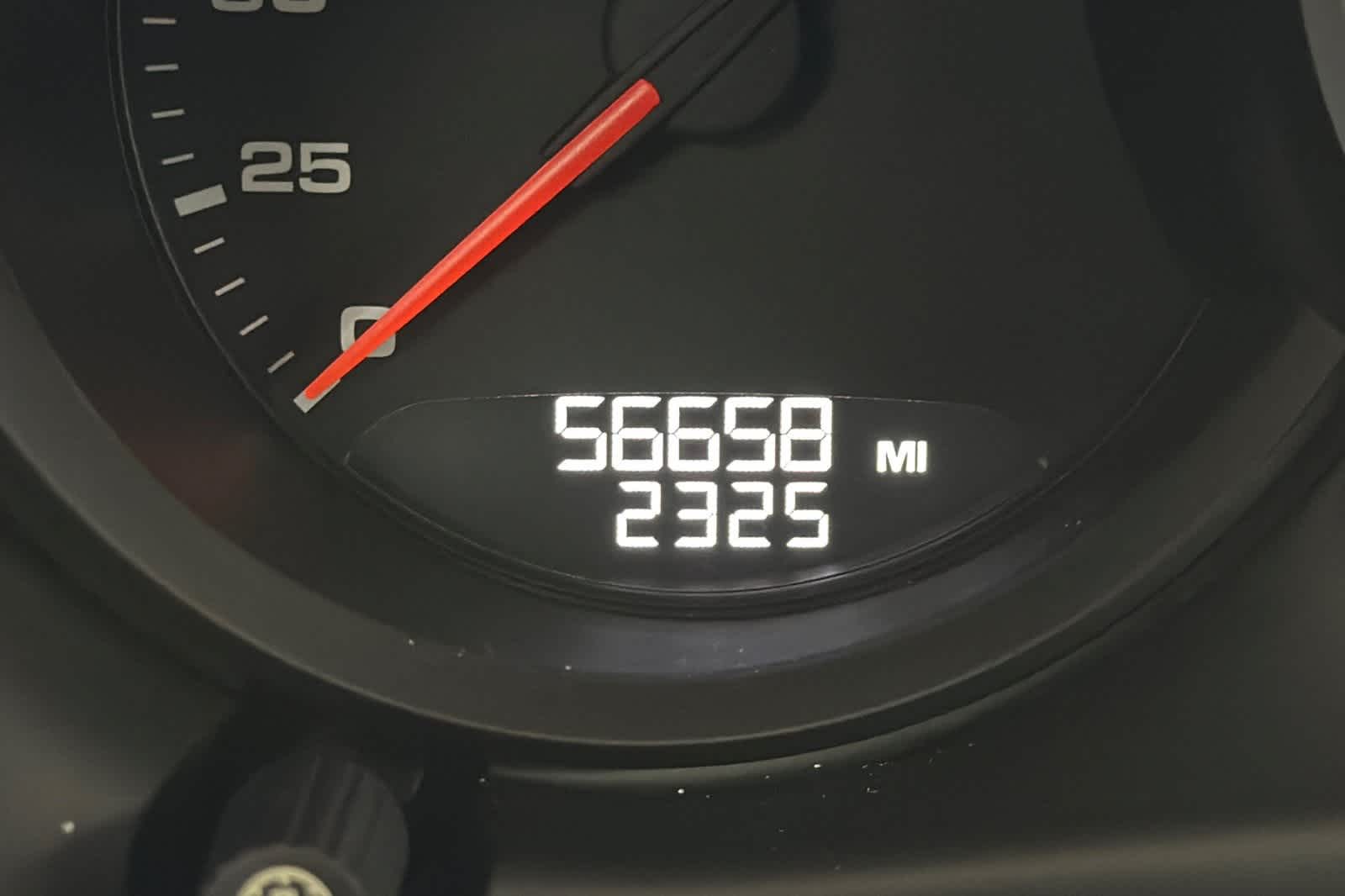 Thumbnail: 2017 Porsche Macan - 26