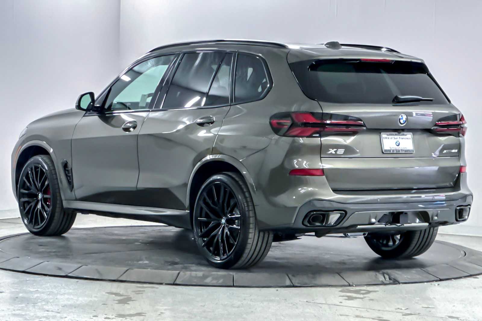 Thumbnail: 2026 BMW X5 - 6