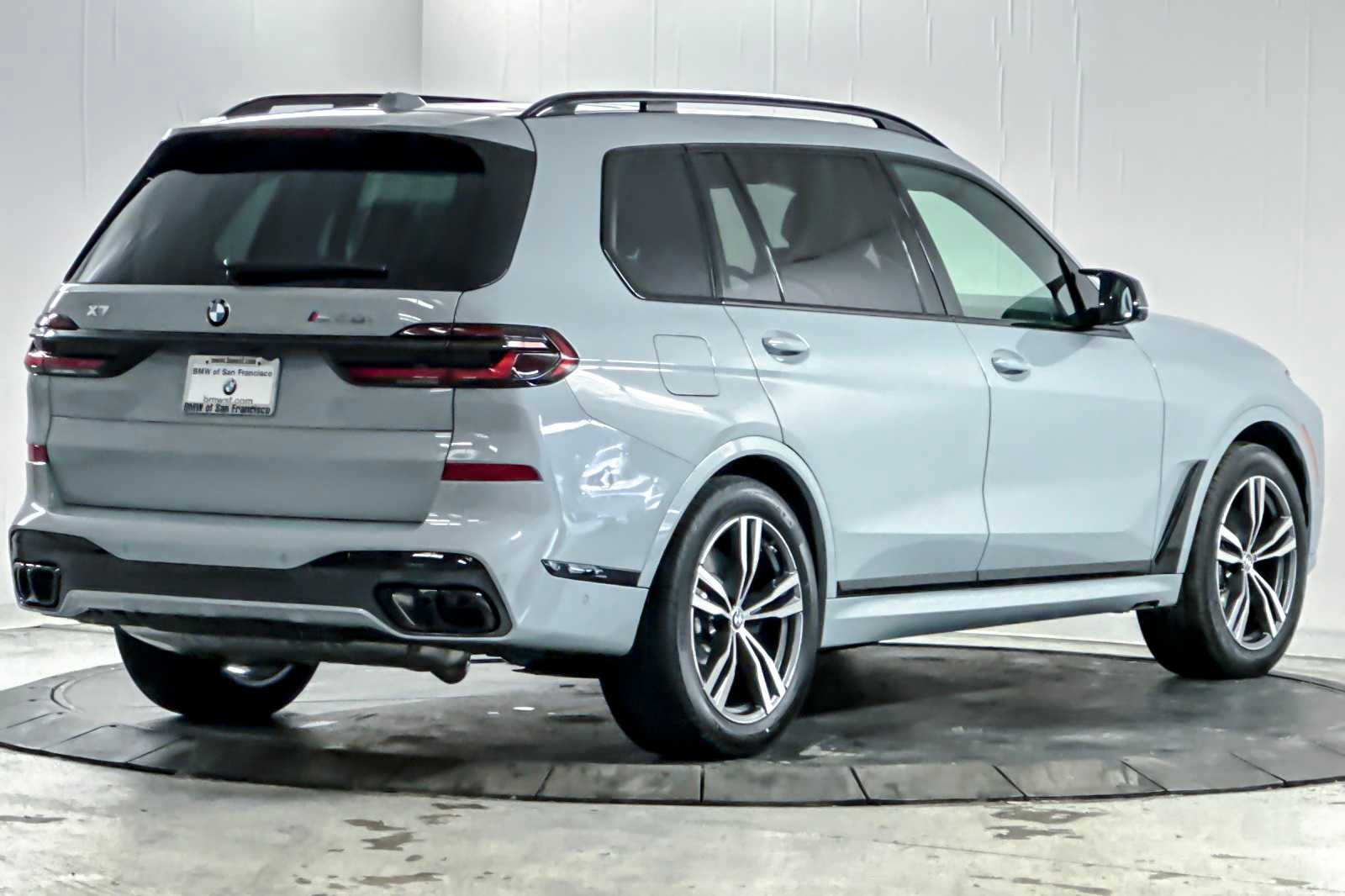 Thumbnail: 2026 BMW X7 - 2
