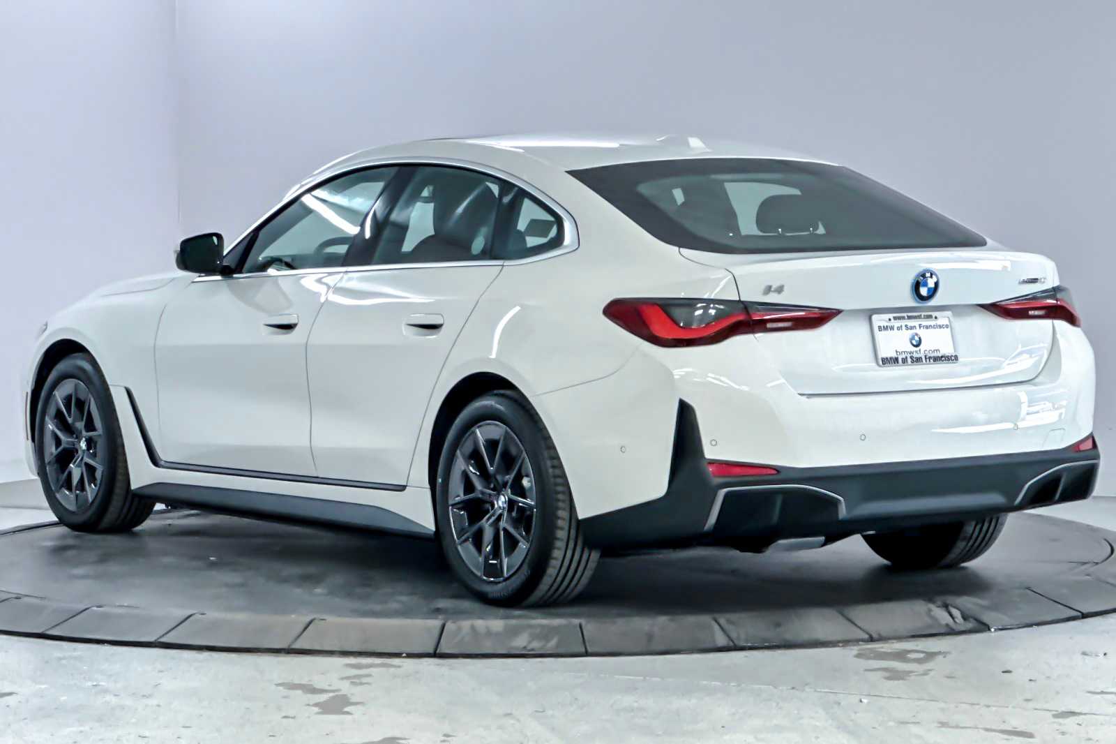 Thumbnail: 2025 BMW i4 - 6