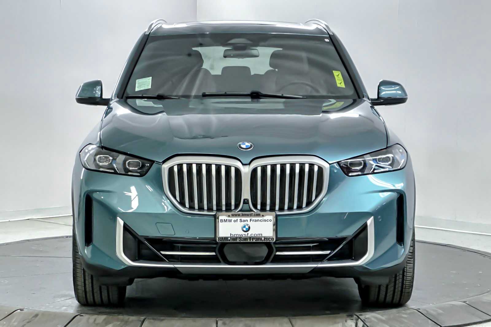 Thumbnail: 2024 BMW X5 - 10