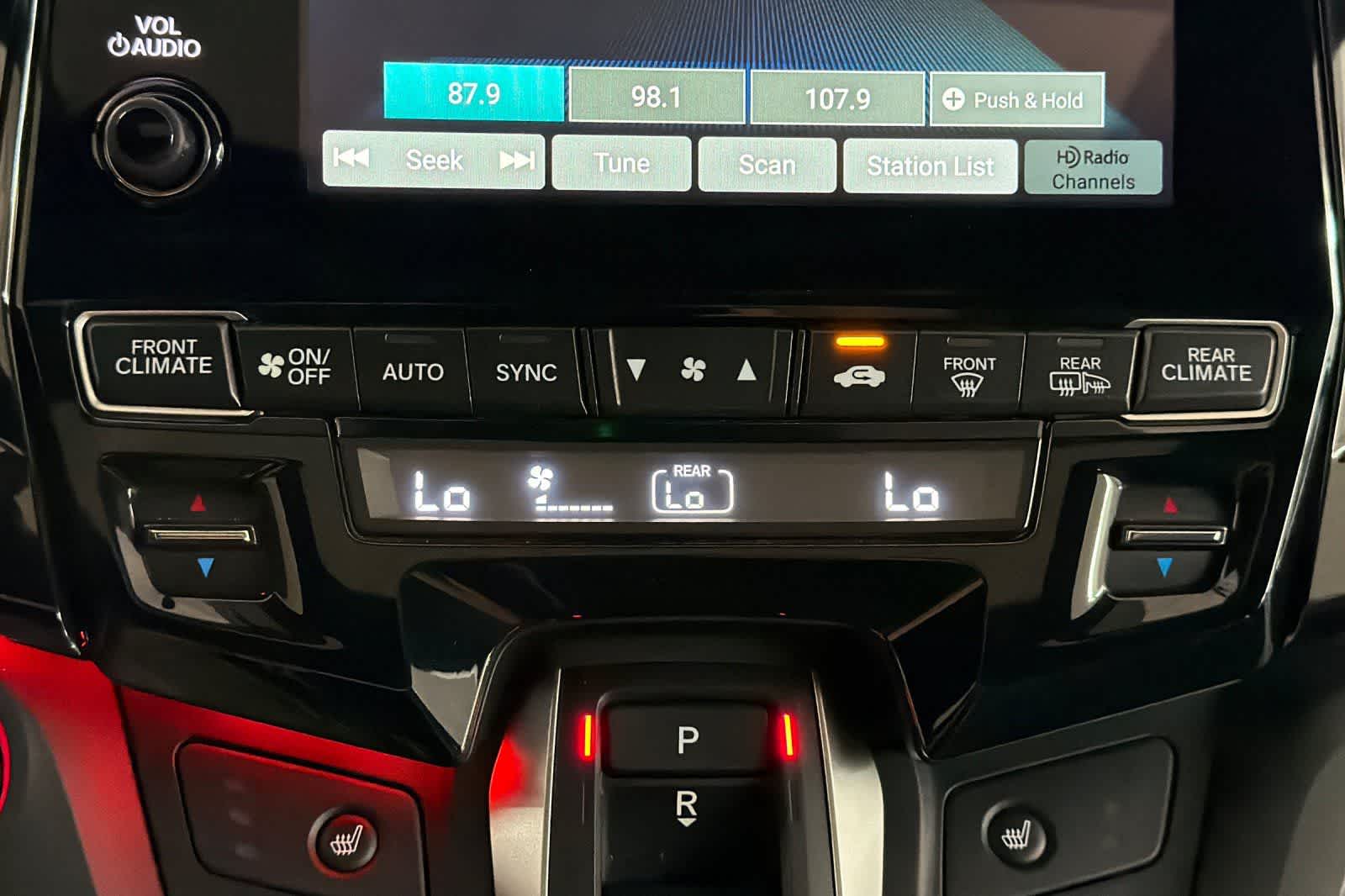 Thumbnail: 2023 Honda Odyssey - 20