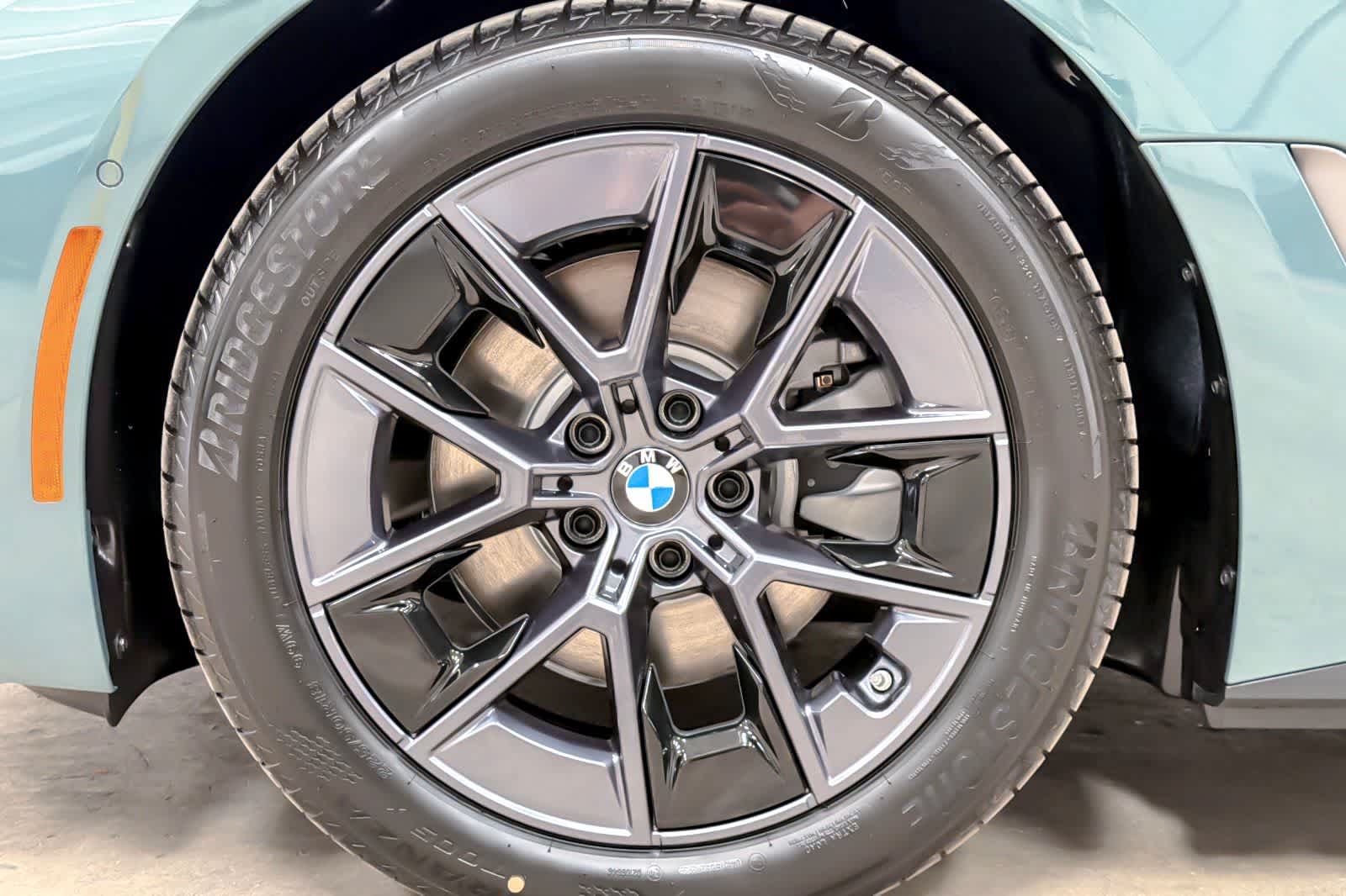 Thumbnail: 2026 BMW i4 - 24