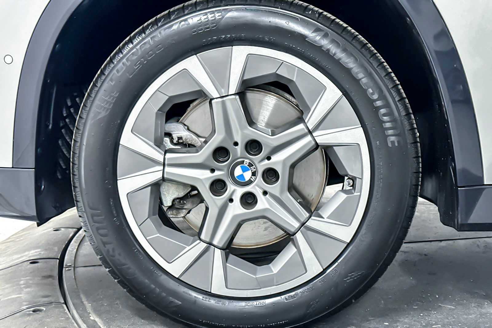 Thumbnail: 2023 BMW X1 - 27