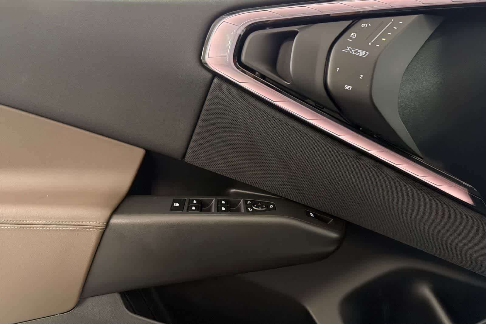 Thumbnail: 2025 BMW X3 - 12