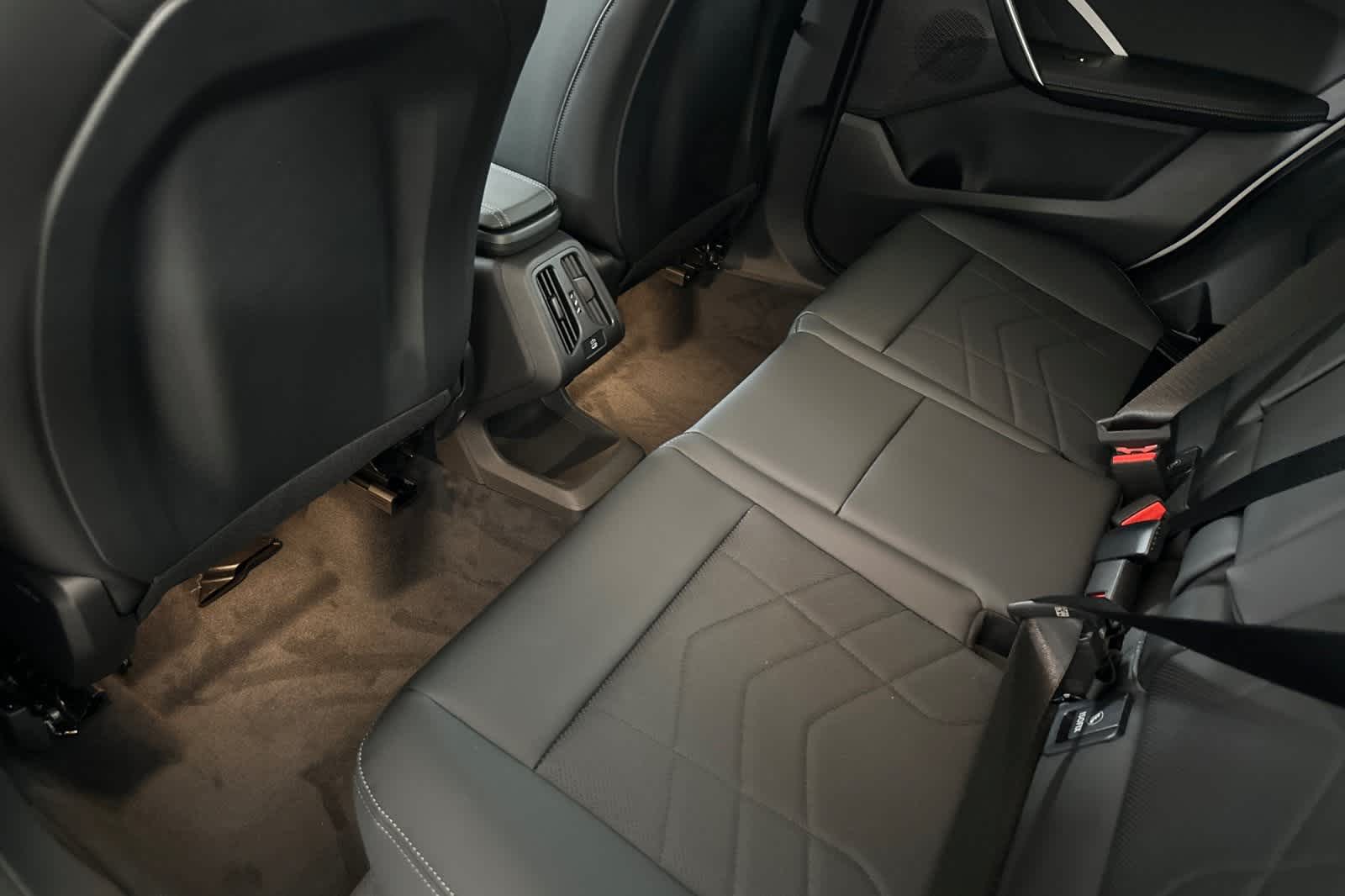 Thumbnail: 2026 BMW X1 - 4