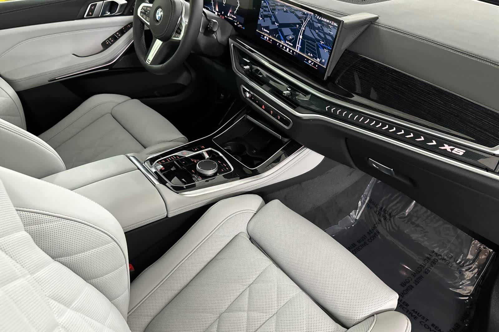 Thumbnail: 2026 BMW X5 - 16