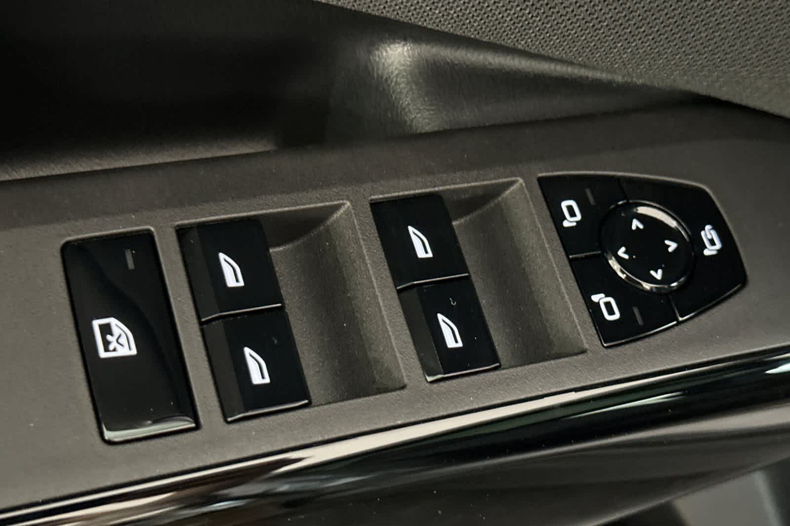 Thumbnail: 2026 BMW X3 - 13