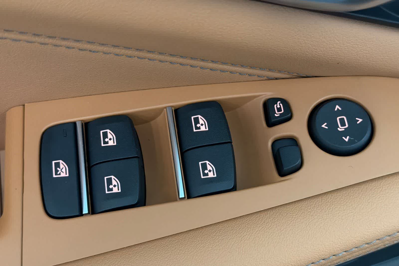 Thumbnail: 2026 BMW X5 - 13