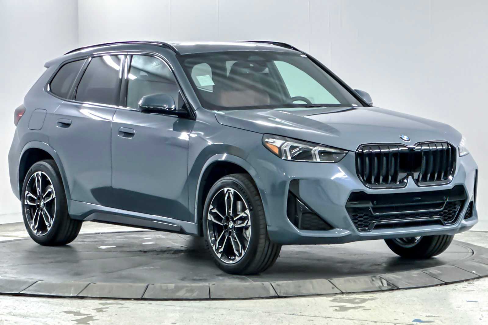 Thumbnail: 2026 BMW X1 - 9