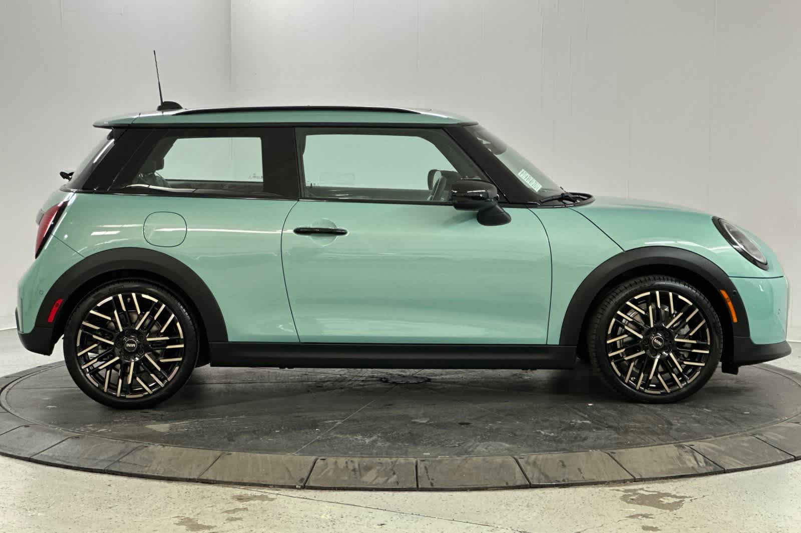 2025 MINI Cooper Hardtop 2 Door 8