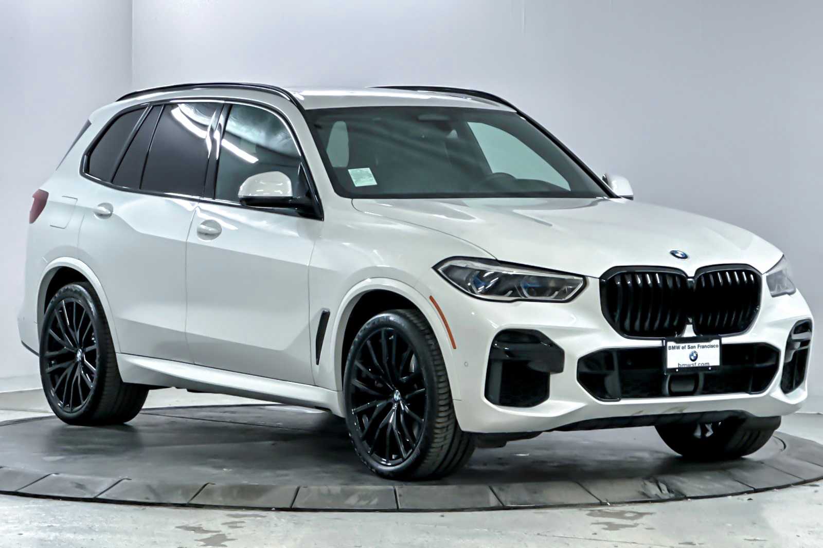 Thumbnail: 2022 BMW X5 - 9