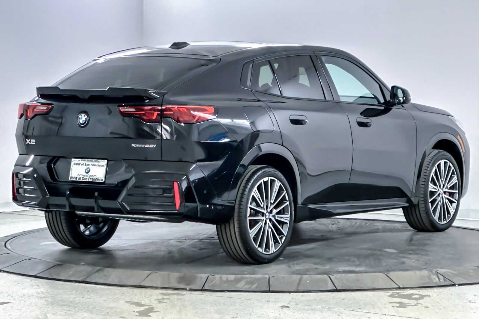 Thumbnail: 2025 BMW X2 - 2