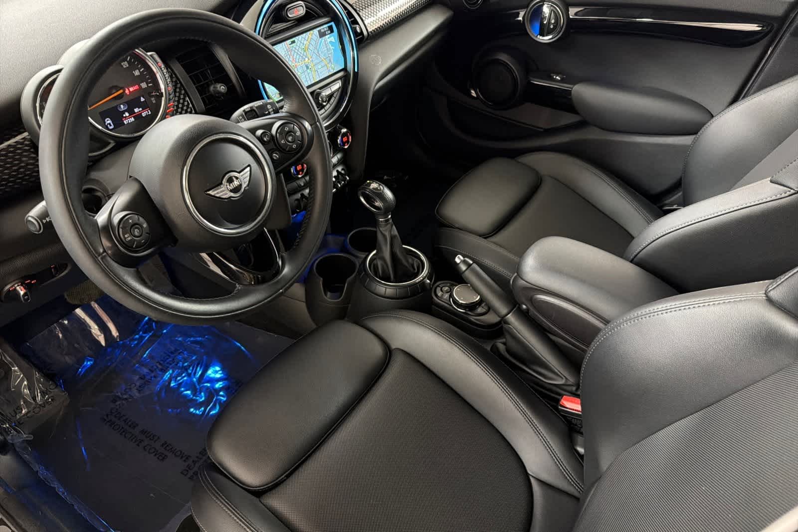 Thumbnail: 2016 MINI Cooper Hardtop - 11