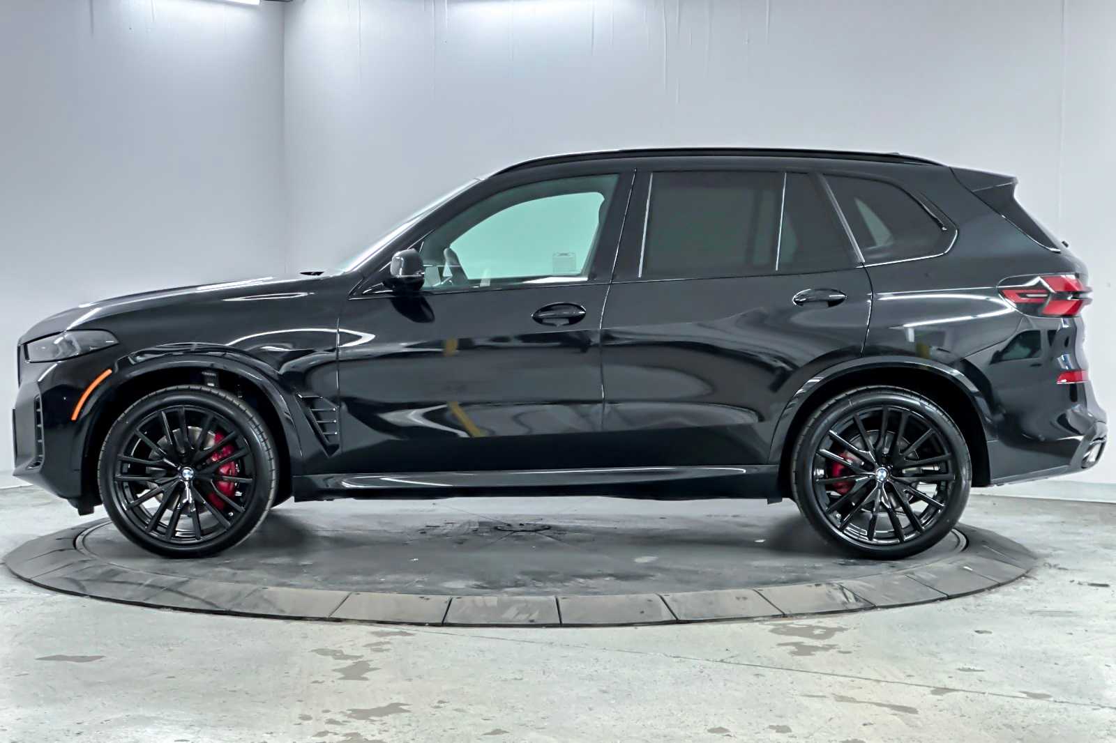 Thumbnail: 2026 BMW X5 - 5