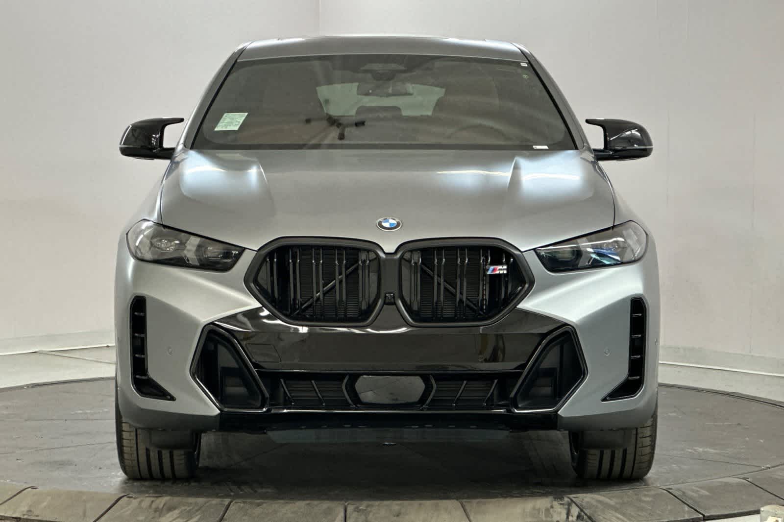 2026 BMW X6 M60i 10