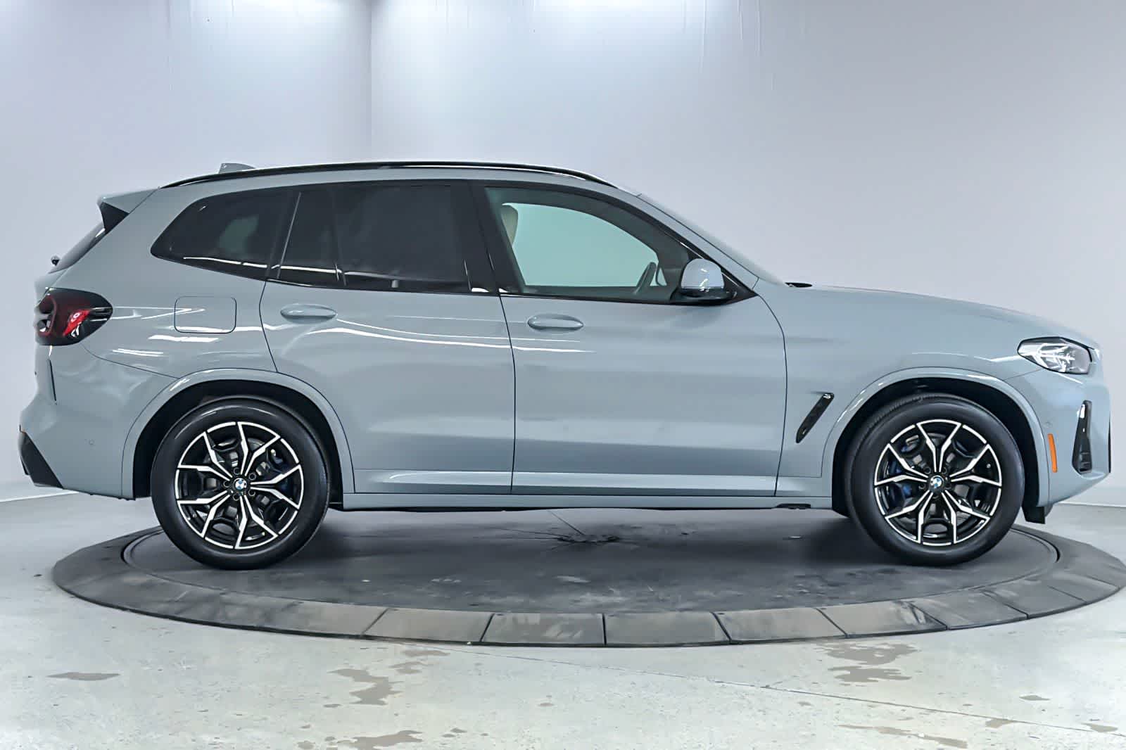 Thumbnail: 2023 BMW X3 - 8
