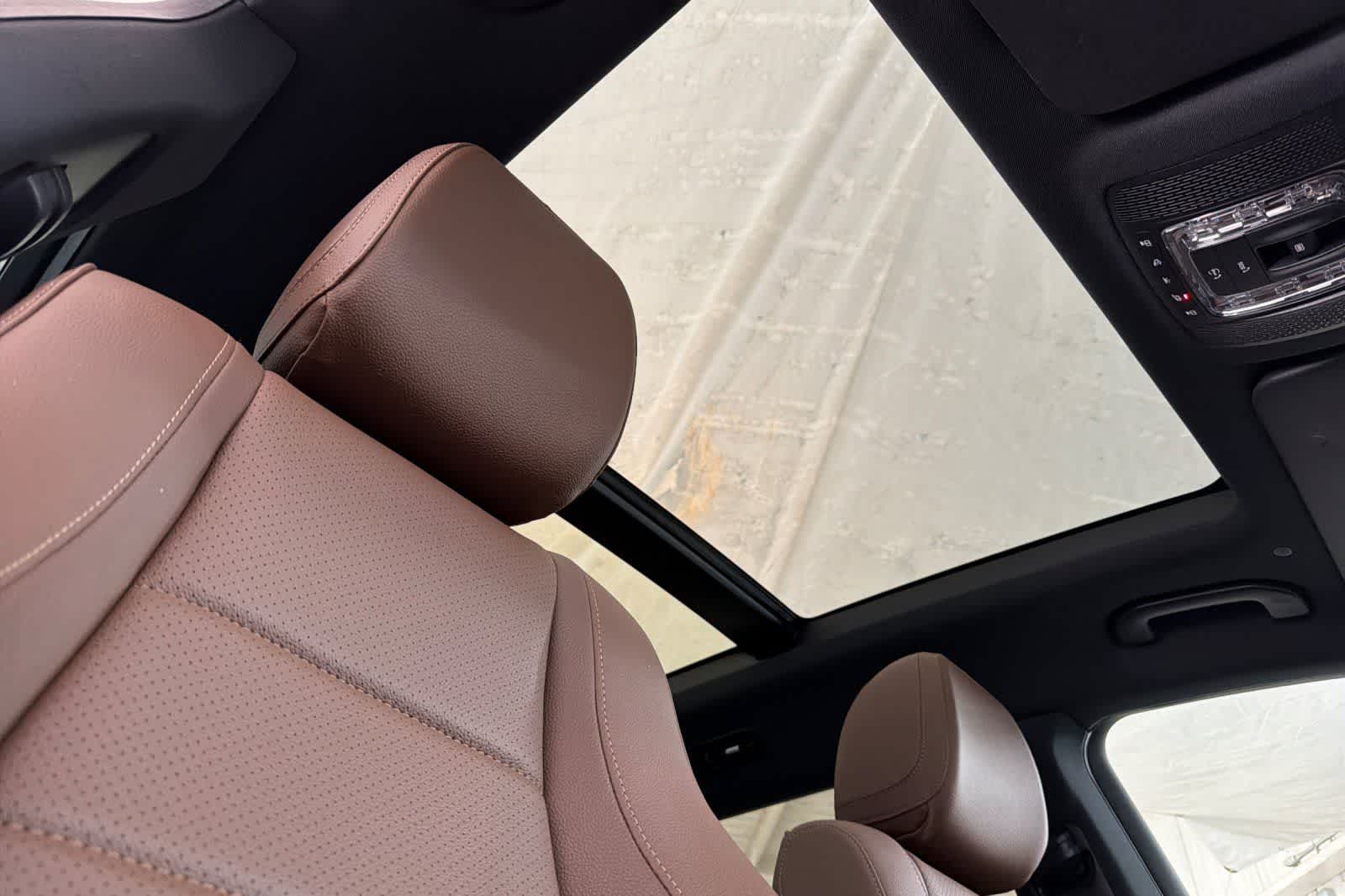 Thumbnail: 2024 Mercedes-Benz GLS - 17