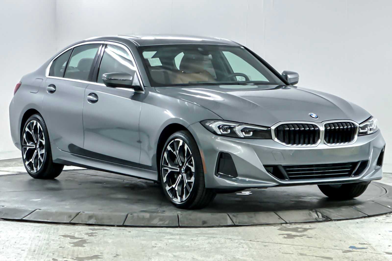 Thumbnail: 2026 BMW 3 Series - 9