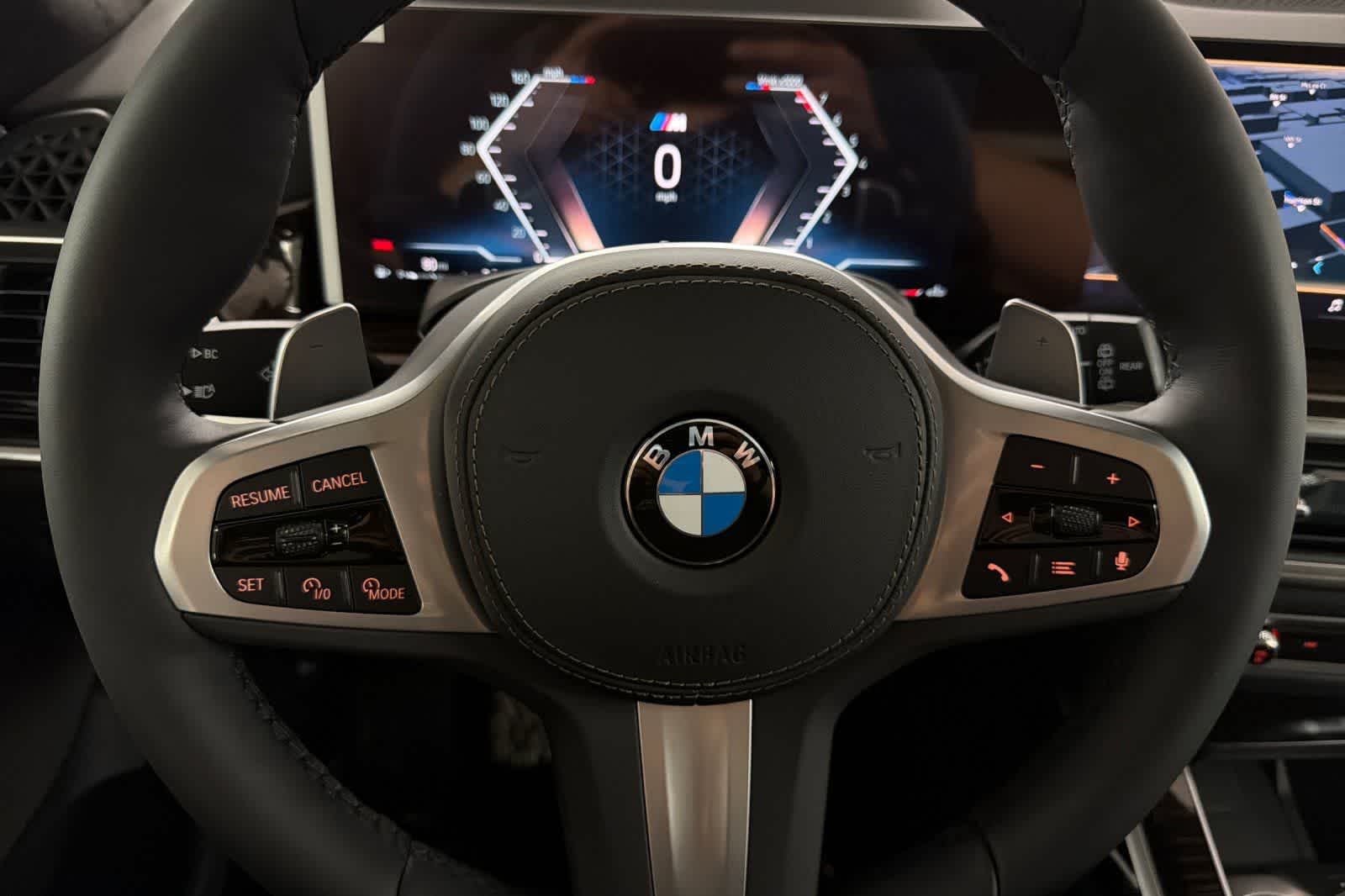 Thumbnail: 2027 BMW X7 - 24