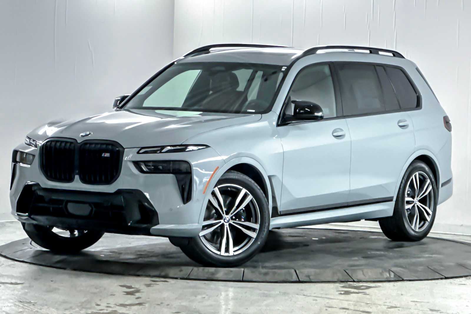 Thumbnail: 2026 BMW X7 - 1