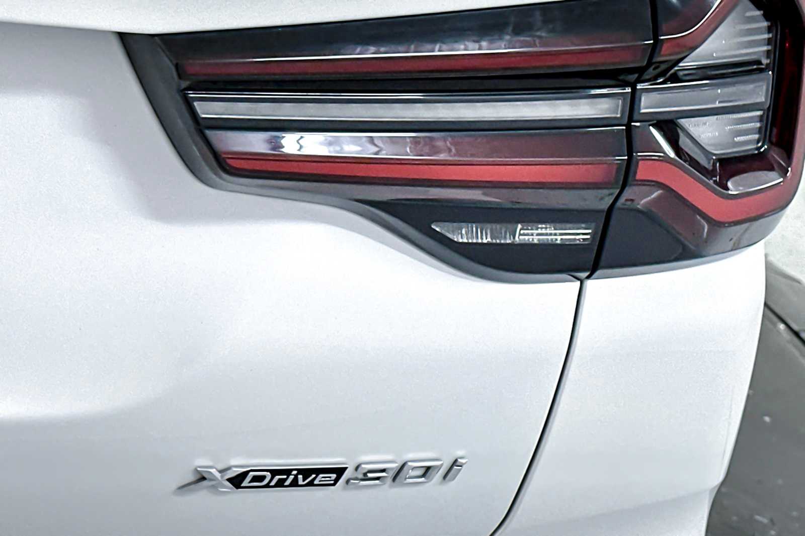Thumbnail: 2023 BMW X3 - 28