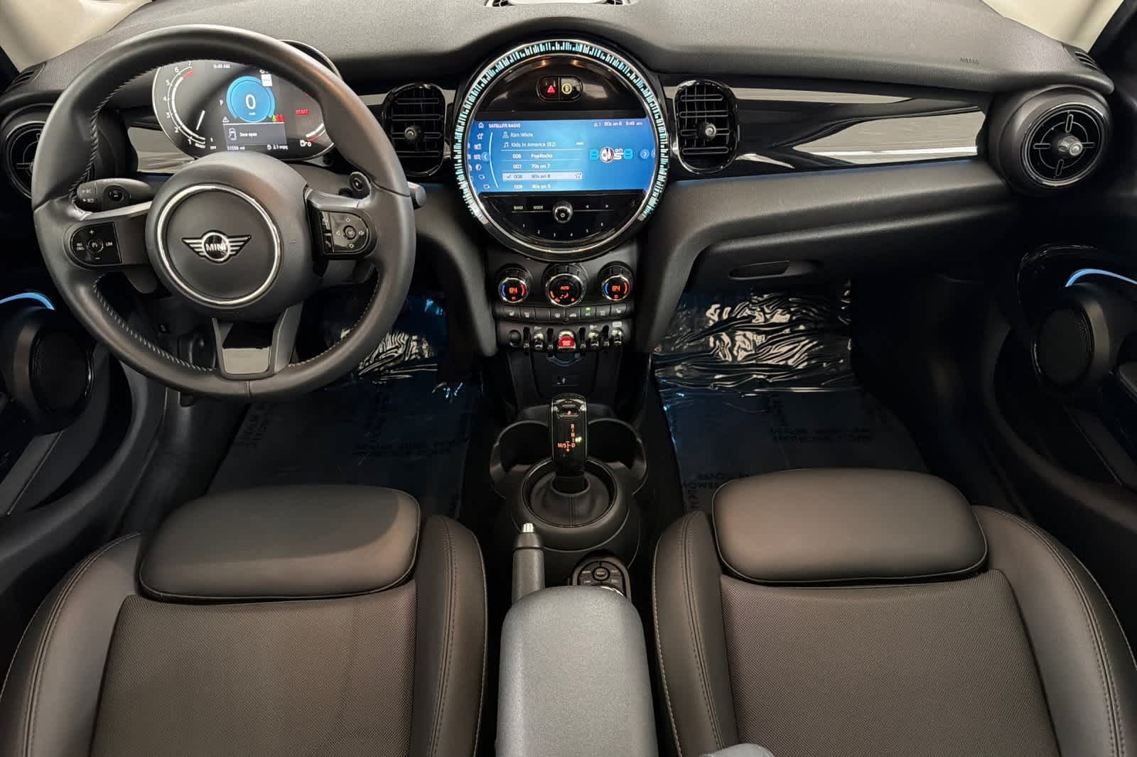 Thumbnail: 2023 MINI Cooper Hardtop - 3