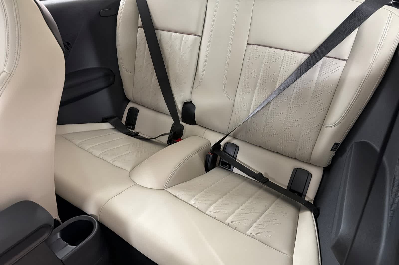 Thumbnail: 2025 MINI Cooper Hardtop - 4