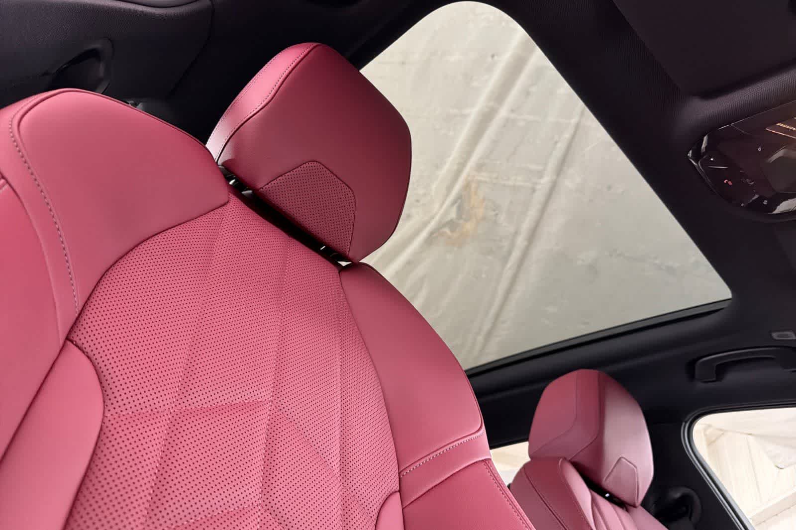 Thumbnail: 2026 BMW 5 Series - 16