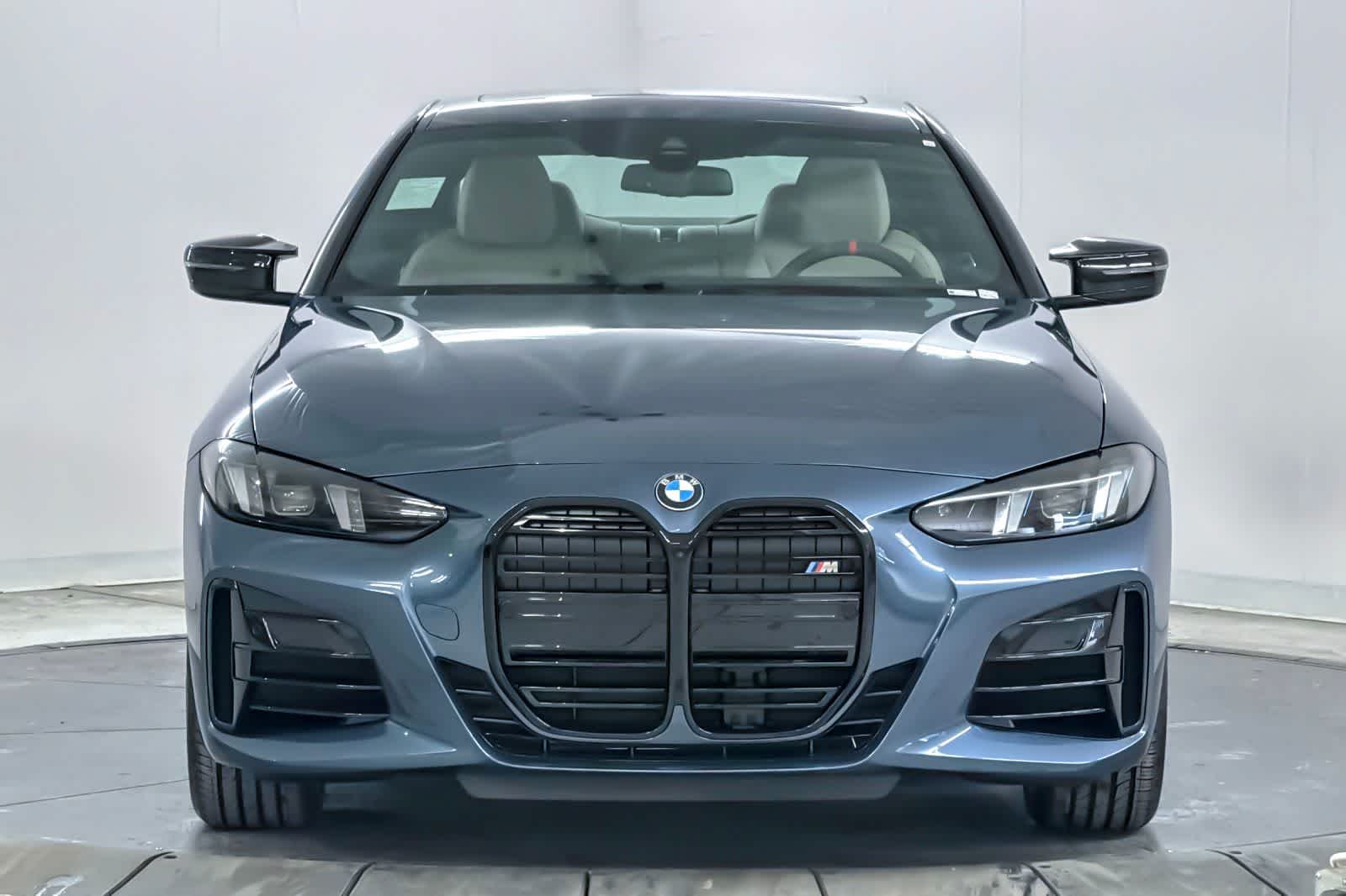 Thumbnail: 2026 BMW 4 Series - 10