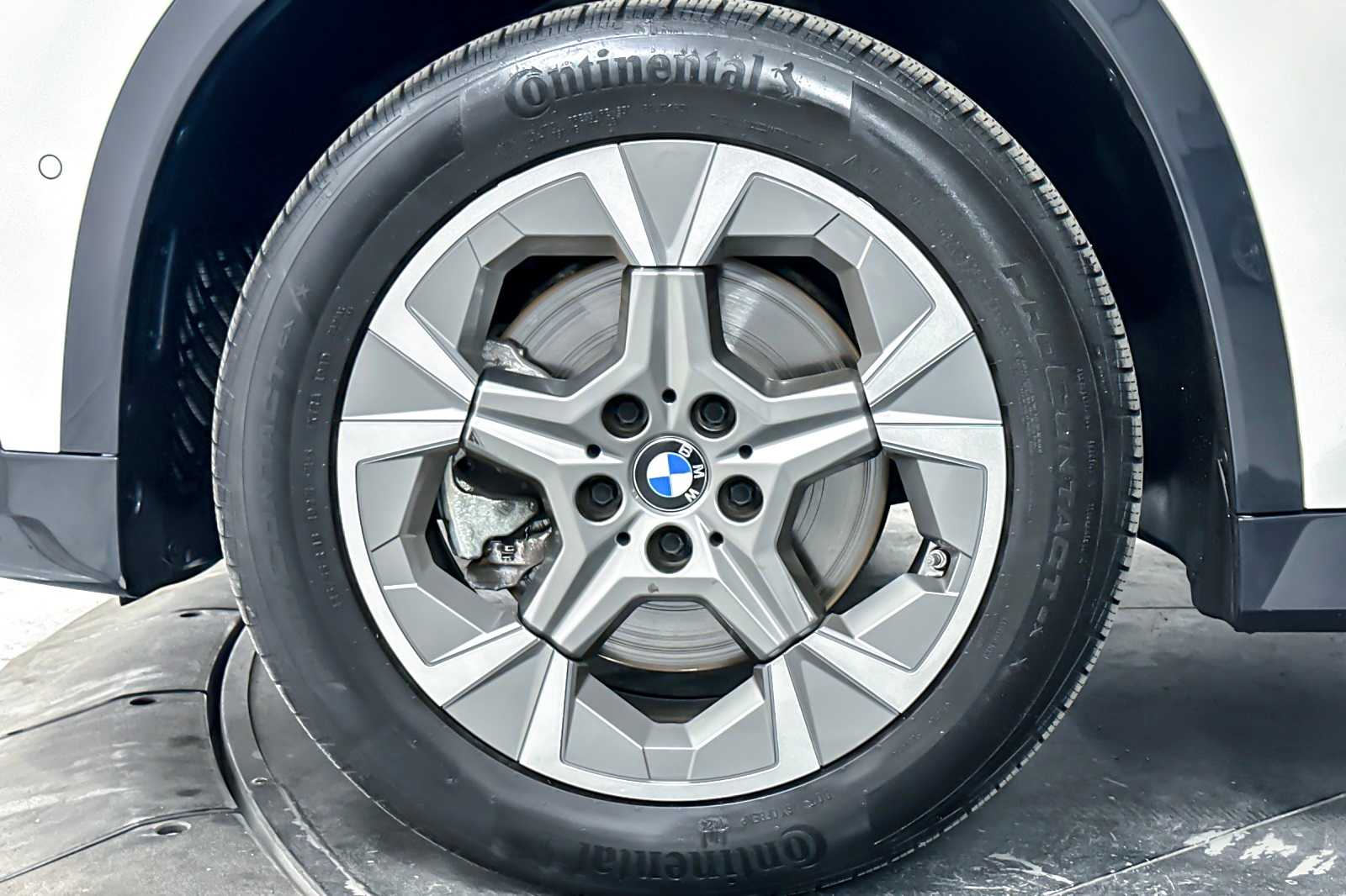 Thumbnail: 2023 BMW X1 - 27