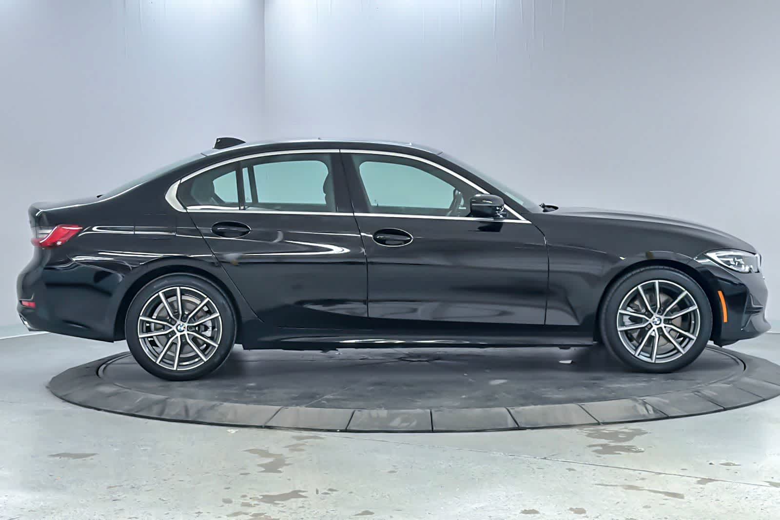 Thumbnail: 2021 BMW 3 Series - 8