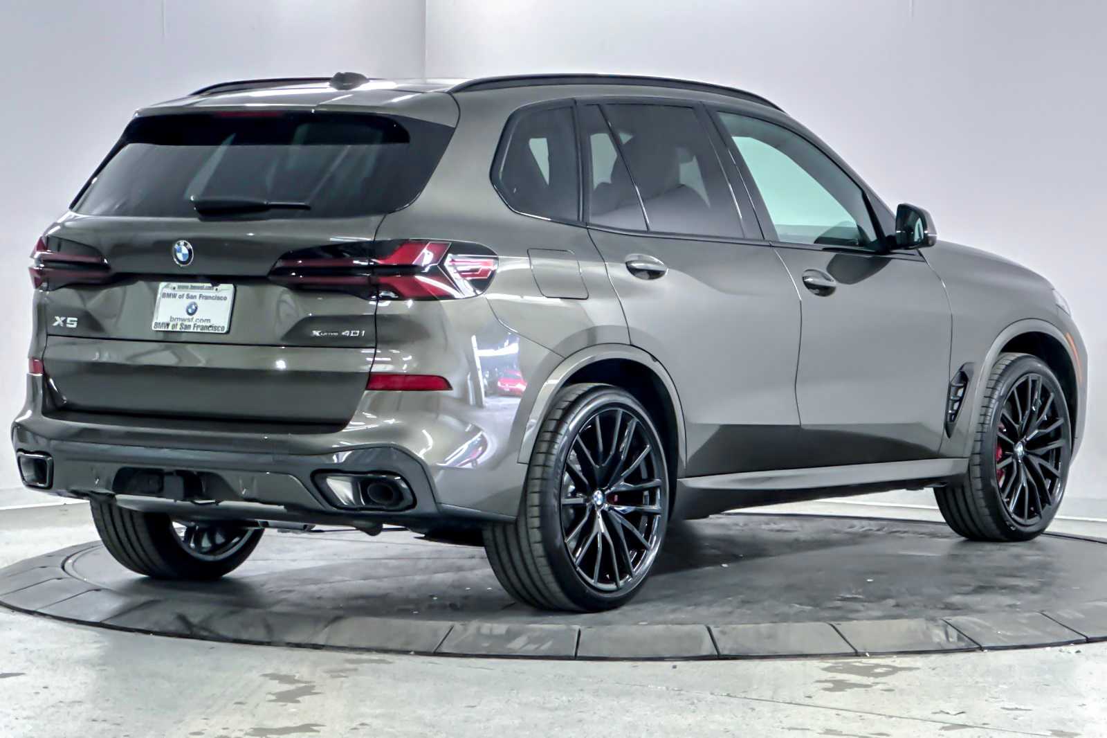 Thumbnail: 2026 BMW X5 - 2