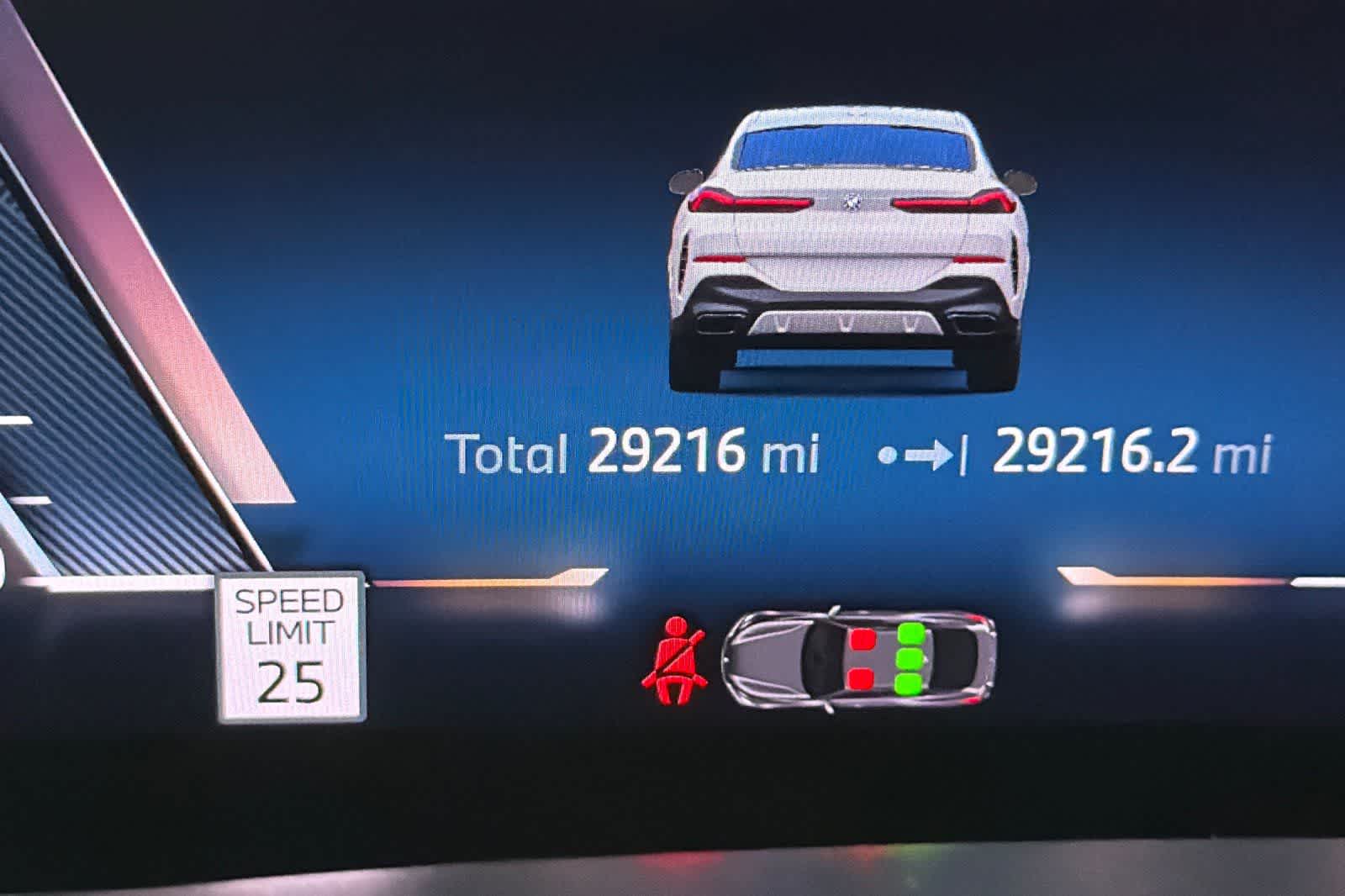 Thumbnail: 2024 BMW X6 - 26