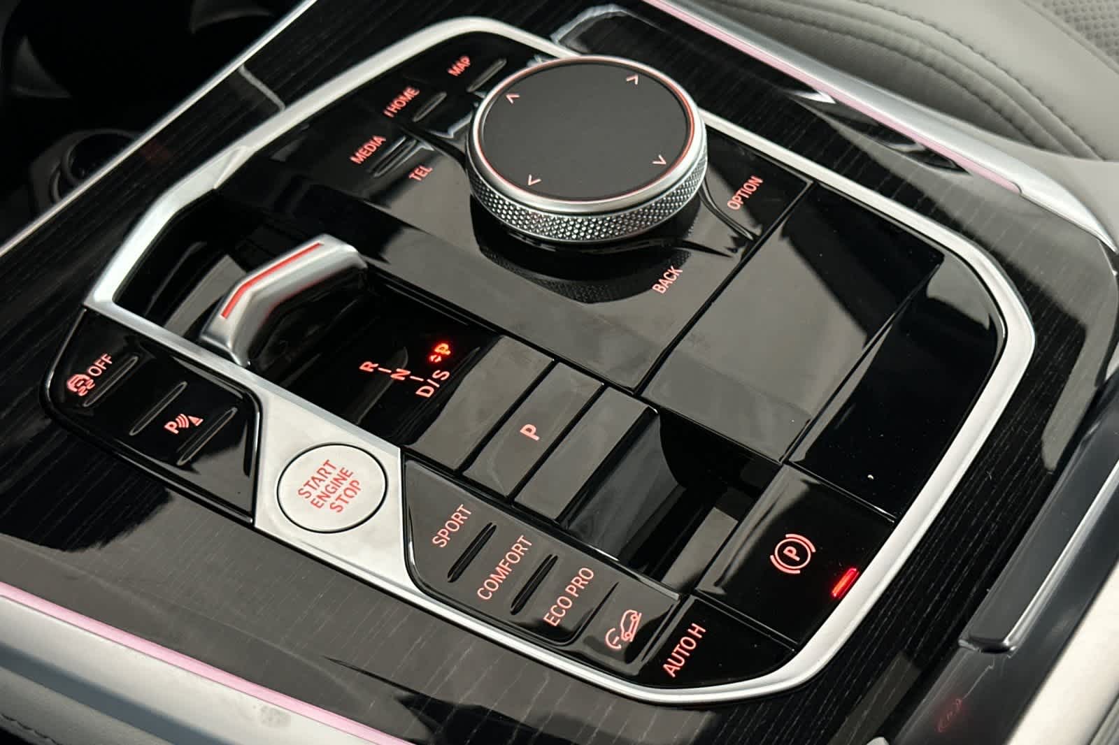 Thumbnail: 2026 BMW X5 - 22