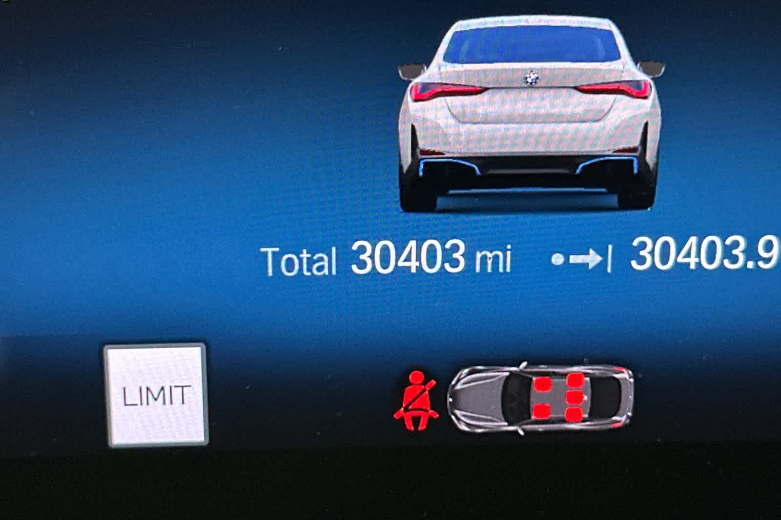 Thumbnail: 2023 BMW i4 - 25