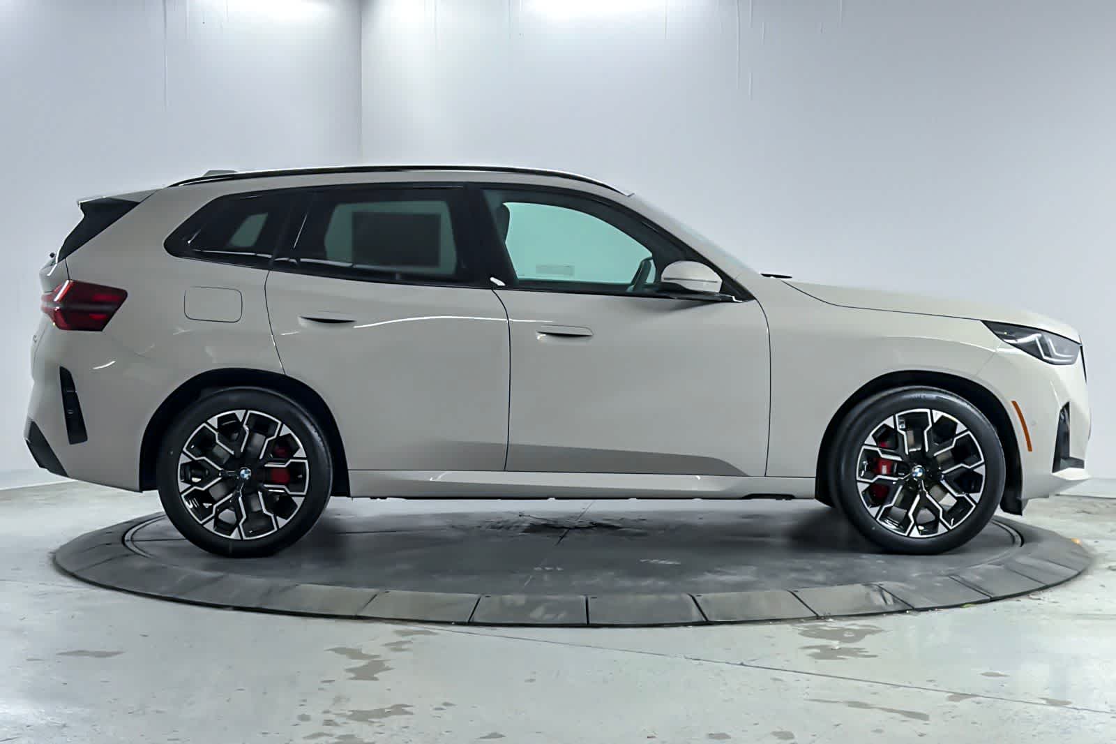 Thumbnail: 2026 BMW X3 - 8