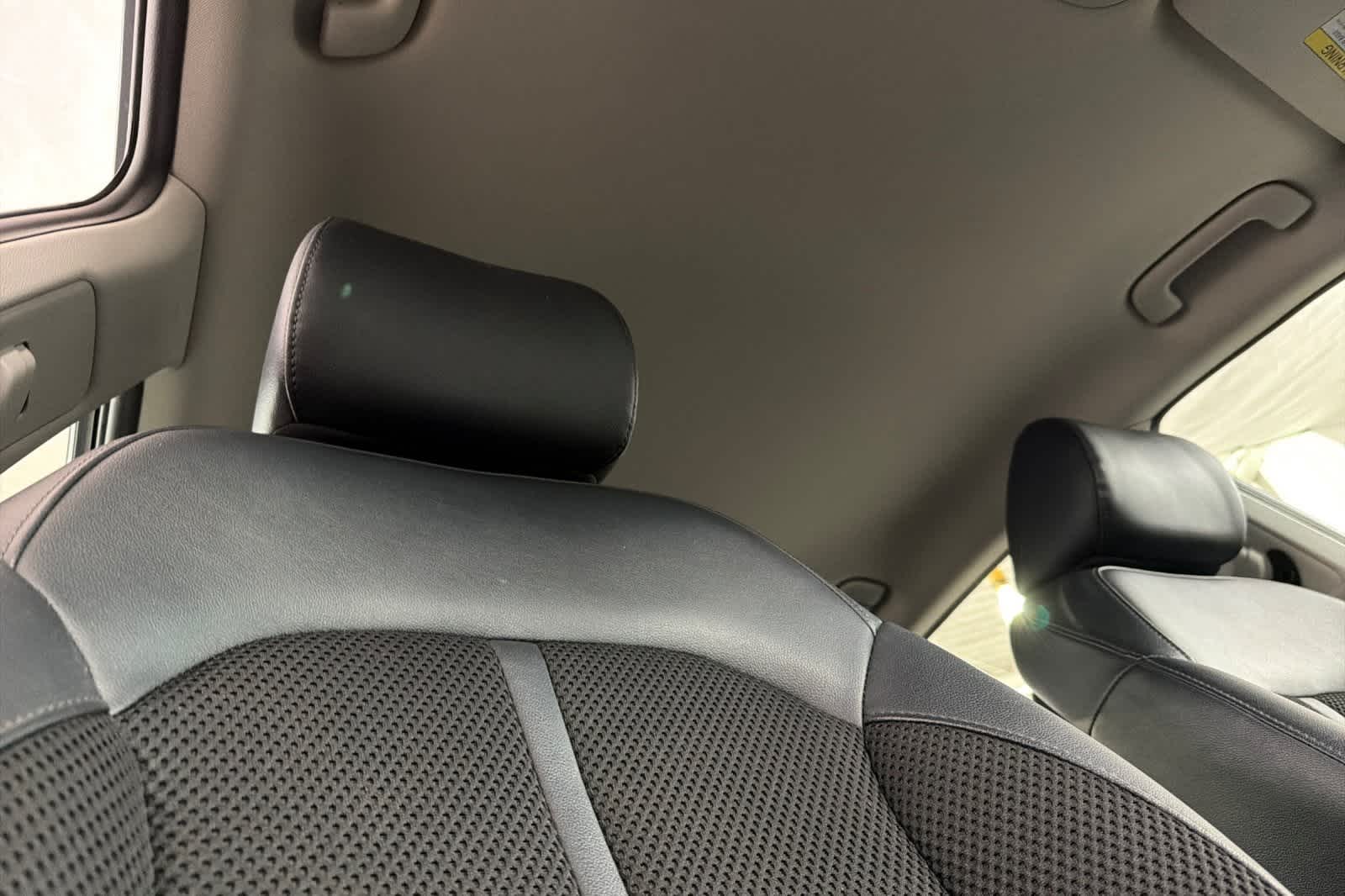 Thumbnail: 2019 Kia Optima - 16