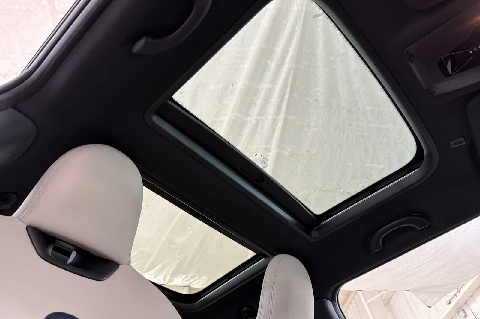 Thumbnail: 2025 MINI Cooper Hardtop - 17