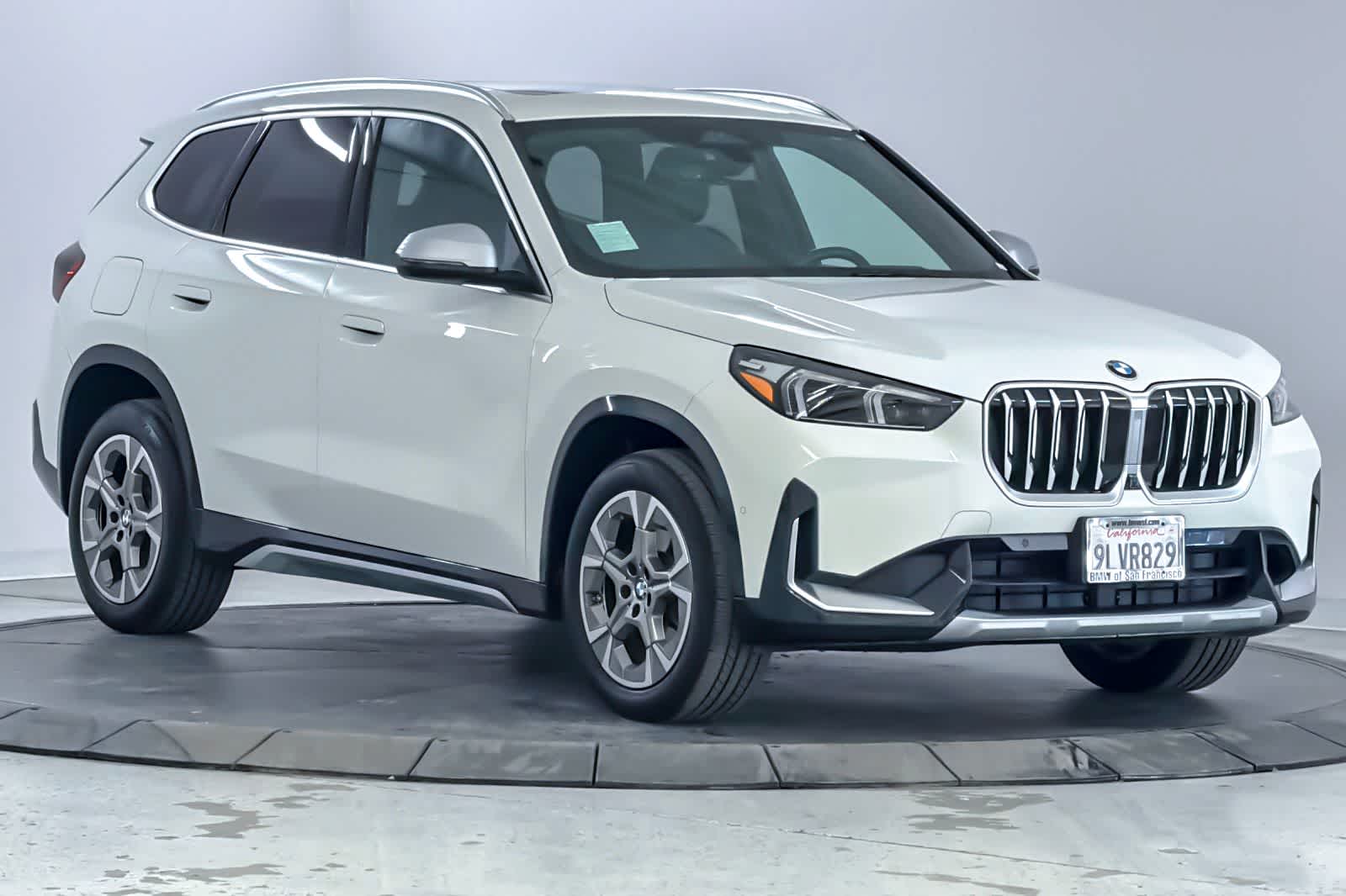 Thumbnail: 2023 BMW X1 - 8